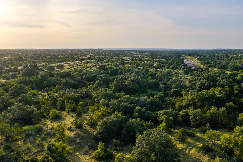 1622 W State Highway 71 Llano TX 78643