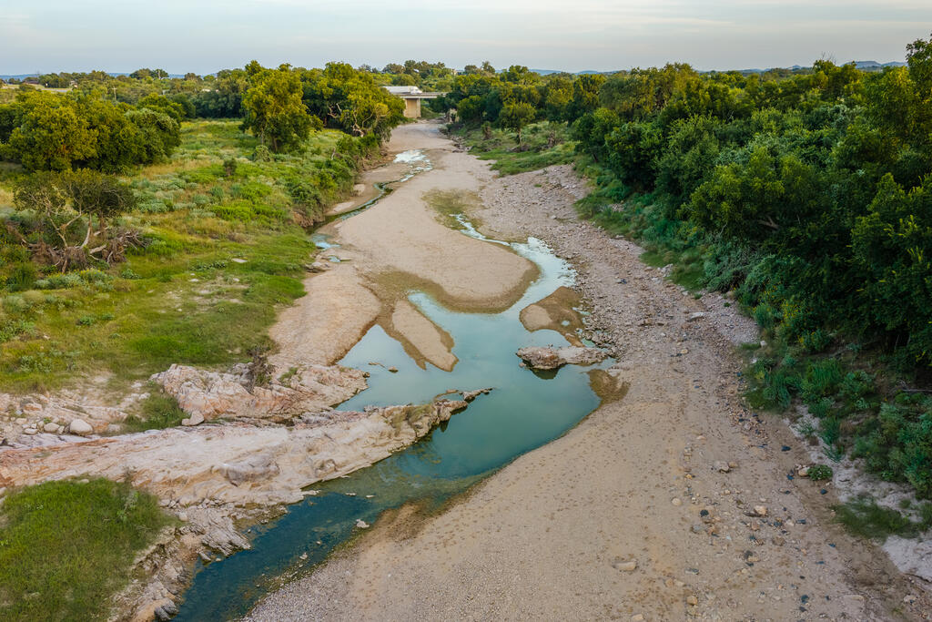 1622 W State Highway 71 Llano TX 78643