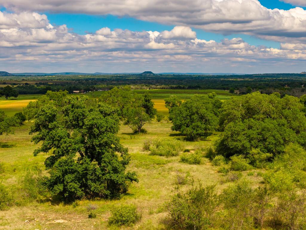 3145 N Grape Creek Road Fredericksburg TX 78624