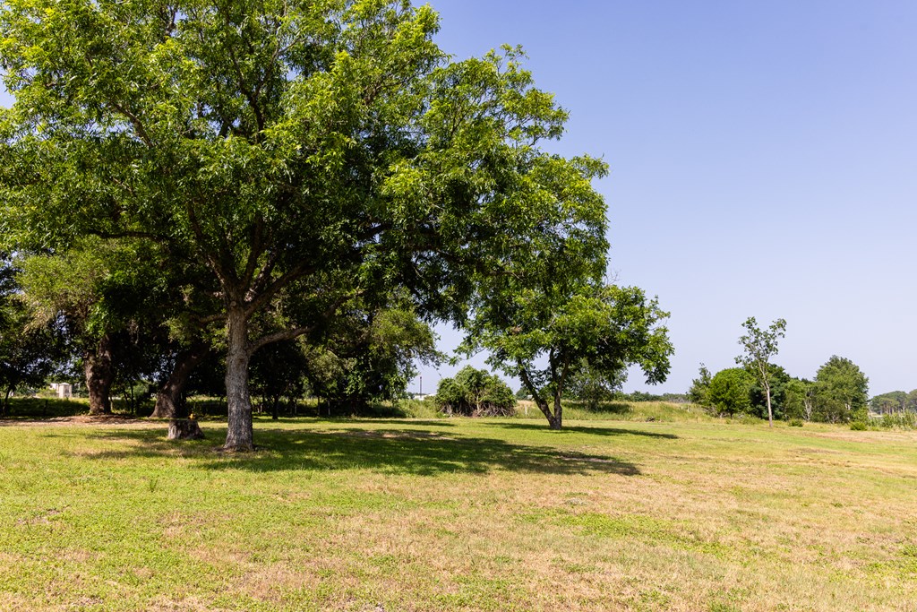 129 Old Ingram Loop Ingram TX 78025