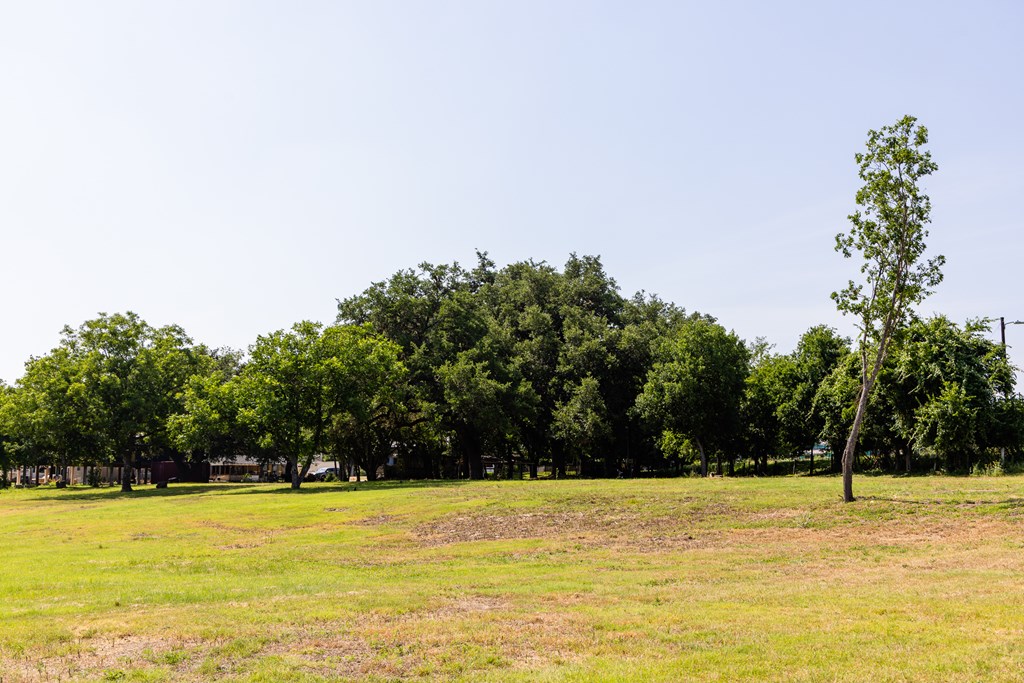 129 Old Ingram Loop Ingram TX 78025