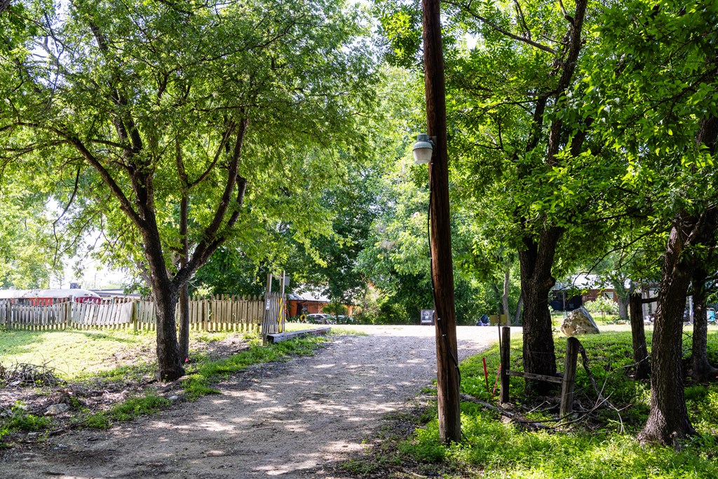 129 Old Ingram Loop Ingram TX 78025
