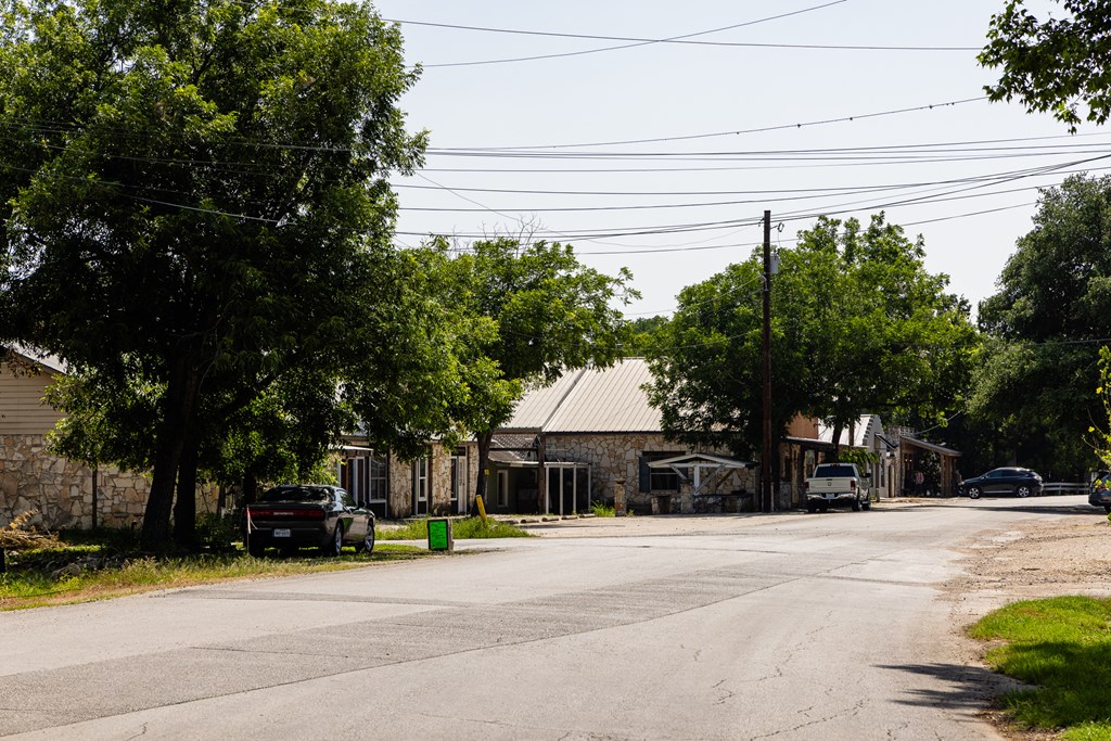 129 Old Ingram Loop Ingram TX 78025