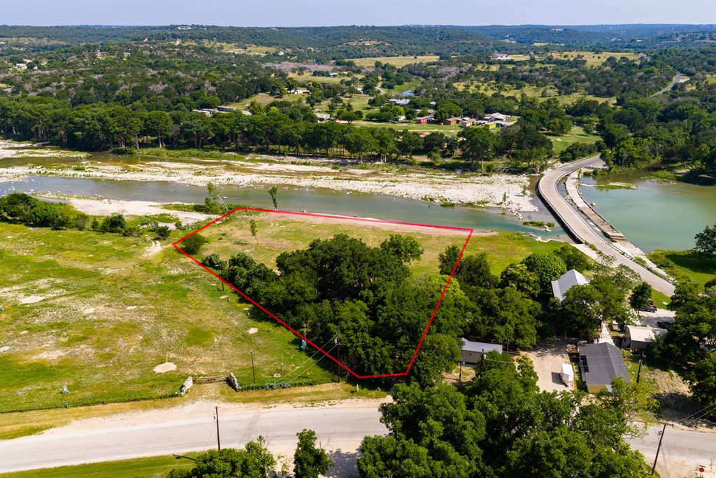 129 Old Ingram Loop Ingram TX 78025
