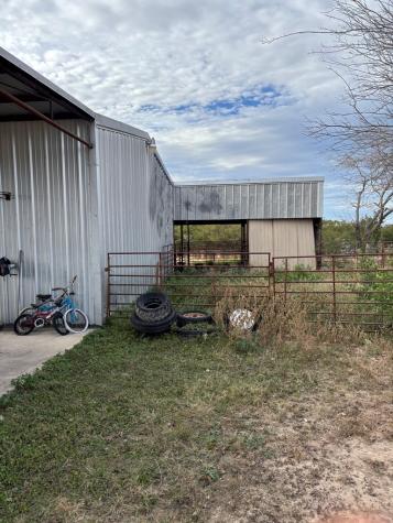 253 Molley Road Brackettville TX 78832