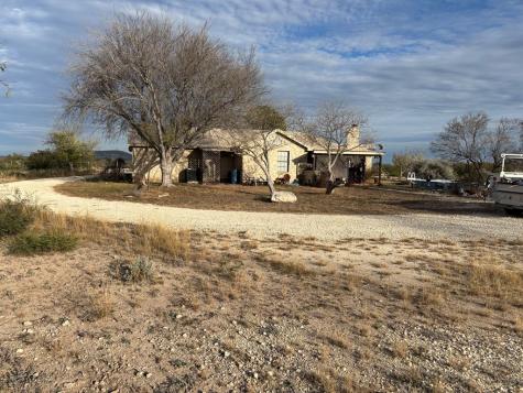 253 Molley Road Brackettville TX 78832