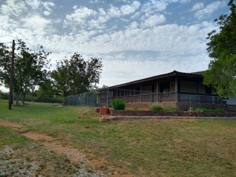 520 N County Road 520 Llano TX 78643