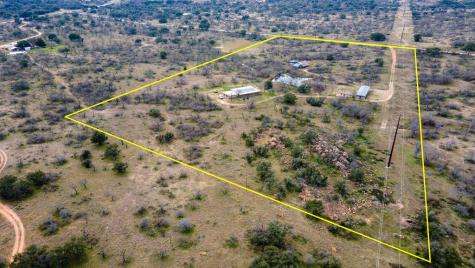 520 N County Road 520 Llano TX 78643