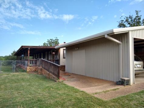 520 N County Road 520 Llano TX 78643