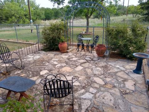 520 N County Road 520 Llano TX 78643