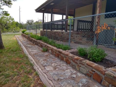 520 N County Road 520 Llano TX 78643