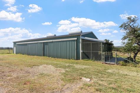 647 Funf Kinder Road Fredericksburg TX 78624