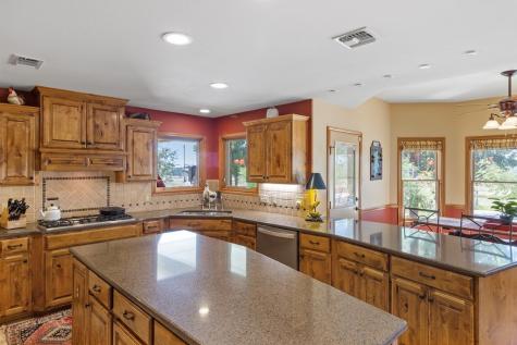 647 Funf Kinder Road Fredericksburg TX 78624