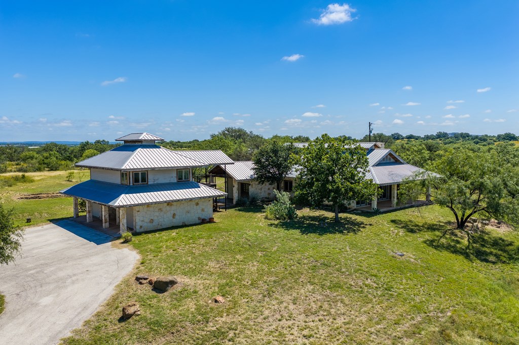 1128 County Road 312 Llano TX 78643