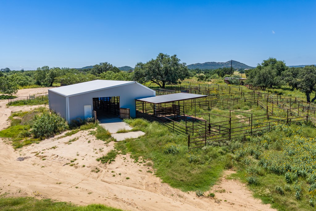 1128 County Road 312 Llano TX 78643