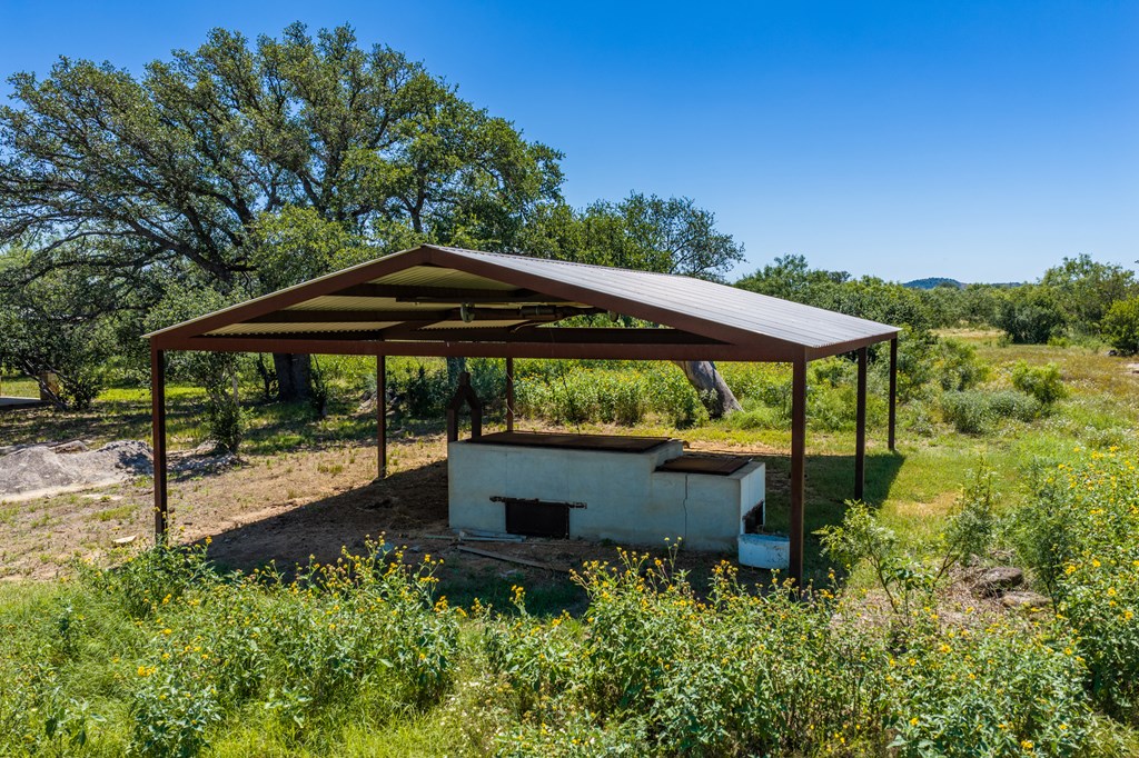 1128 County Road 312 Llano TX 78643