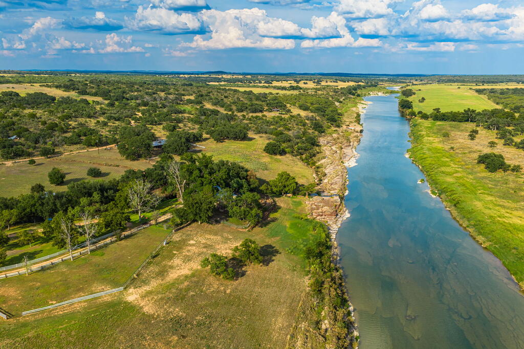 1070 Tullos Lane Mason TX 76856