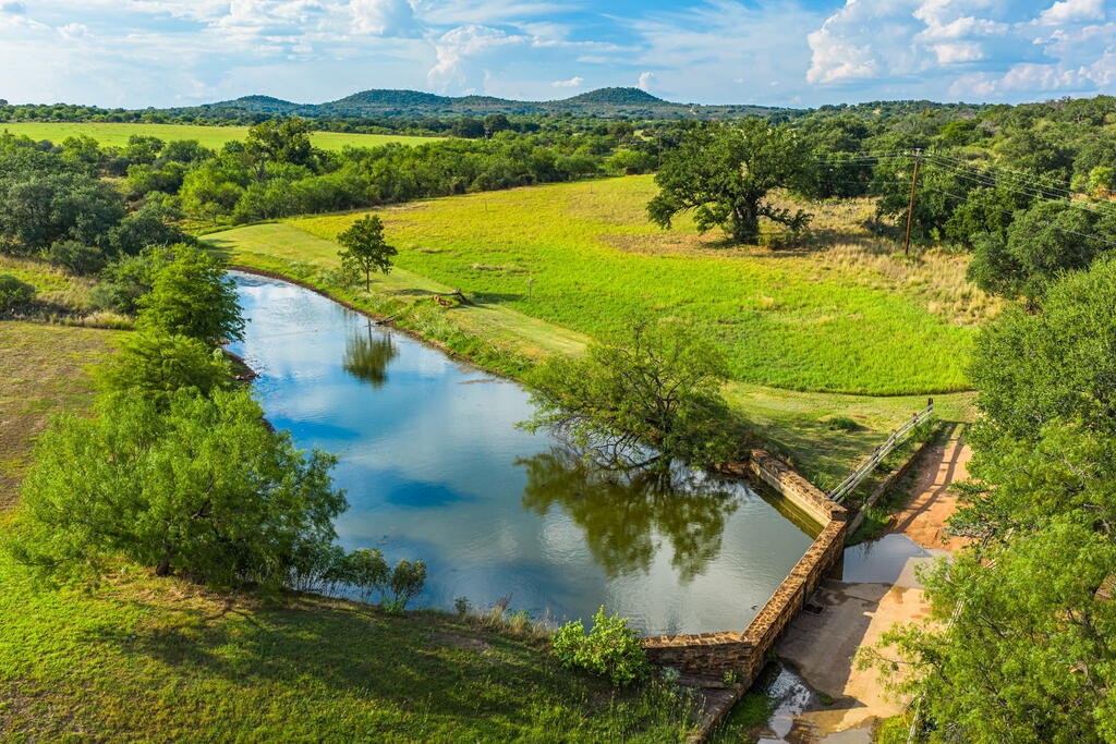 1070 Tullos Lane Mason TX 76856