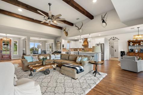 2454 Mckinney Loop Blanco TX 78606