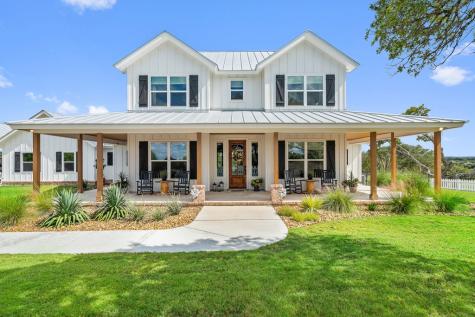 2454 Mckinney Loop Blanco TX 78606