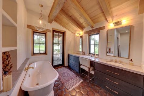 2178 S Ranch Road 783 Harper TX 78631