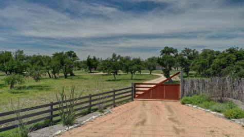 2178 S Ranch Road 783 Harper TX 78631