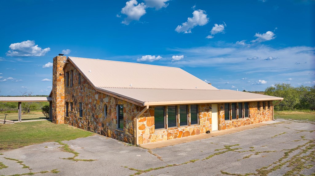 6253 County Road 121 San Saba TX 76877