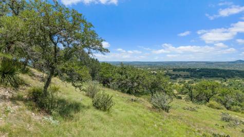 5032 Kendalia Road Blanco TX 78606