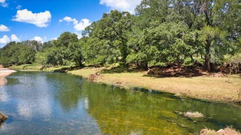 2537 S Us Highway 87 Mason TX 76856
