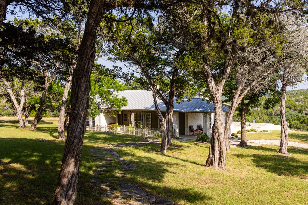 174 Cedar Rock Trail Hunt TX 78024
