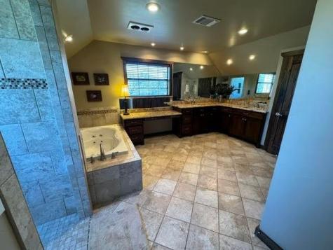 215 70l Road Junction TX 76849