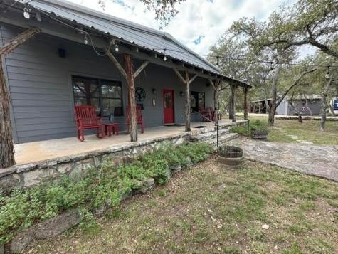 215 70l Road Junction TX 76849