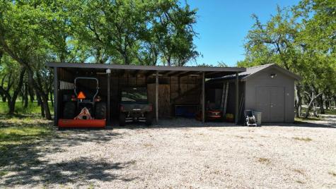 215 70l Road Junction TX 76849