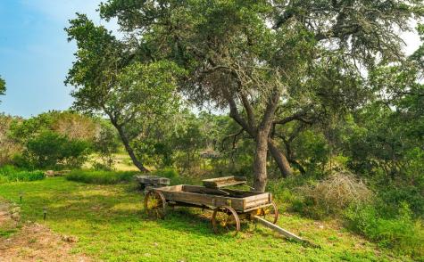 1218 Oakwood Loop Wimberley TX 78676