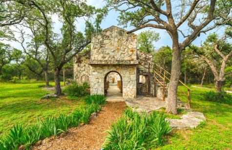 1218 Oakwood Loop Wimberley TX 78676