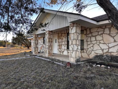 810 Kc 271 Junction TX 78649