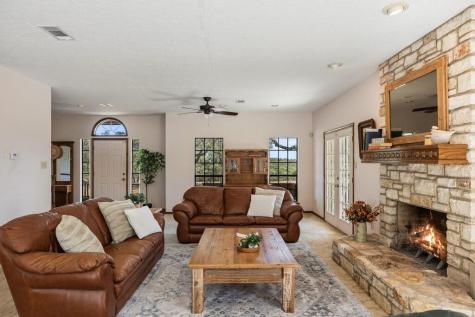 14511 Fm 32 Blanco TX 78606