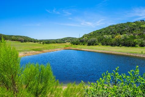 5081 Highway 173 Center Point TX 78010