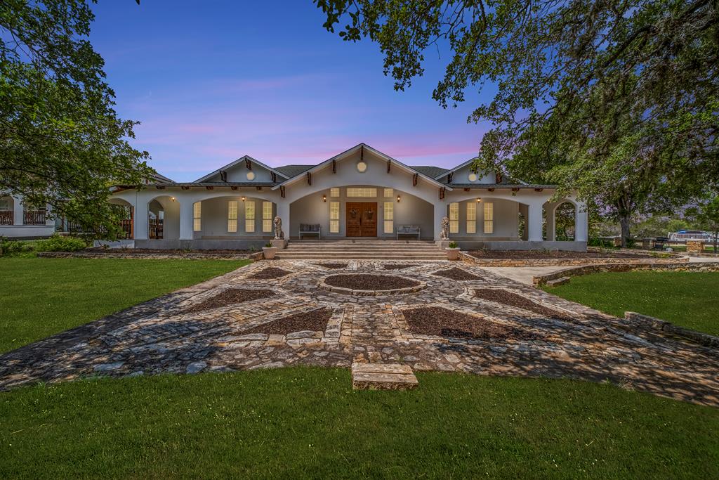 1100 W Highway 39 Ingram TX 78025