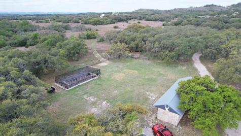 3513 N Us Highway 281 Blanco TX 78606