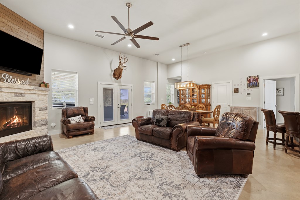 764 Stubbs Johnson City TX 78636