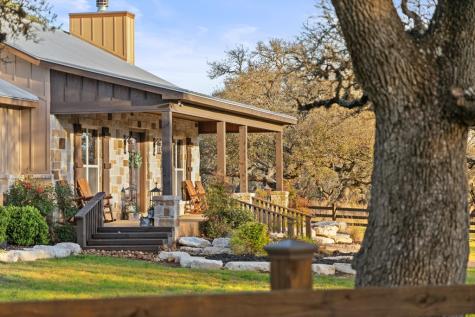 4827 Maenius Road Blanco TX 78606