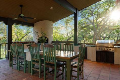 862 Grape Creek Road Fredericksburg TX 78624