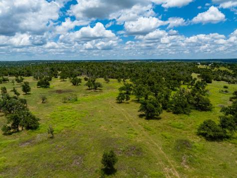 34 N Gretchen Grove Lane Fredericksburg TX 78624