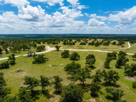 34 N Gretchen Grove Lane Fredericksburg TX 78624