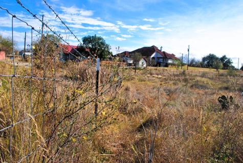 99 Grove Court Fredericksburg TX 78624