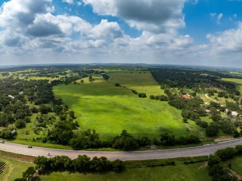 302 Hye/albert Road Hye TX 78635