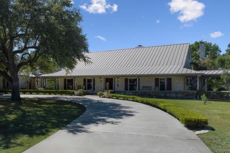 521 Bluff Creek Road Center Point TX 78010
