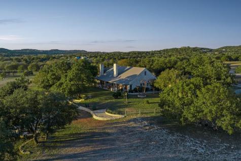 521 Bluff Creek Road Center Point TX 78010