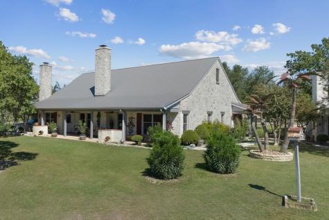 521 Bluff Creek Road Center Point TX 78010